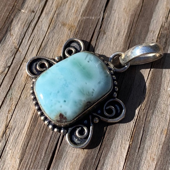 Larimar Dominican Republic Pendant. - Picture 3 of 5